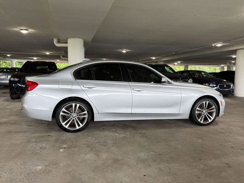 Used 2017 BMW 330i Sedan RWD image 7