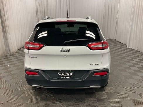 Used 2016 Jeep Cherokee Limited image 3