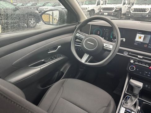 Used 2025 Hyundai Tucson SEL AWD/4WD image 33