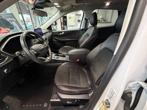 Used 2021 Ford Escape SEL w/ SEL Stealth AWD Package image 15