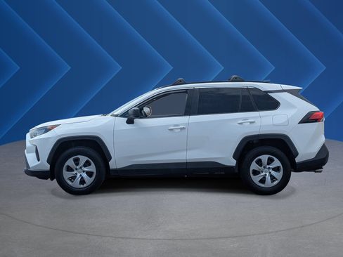 Used 2020 Toyota RAV4 LE w/ Carpet Mat Package FWD image 6