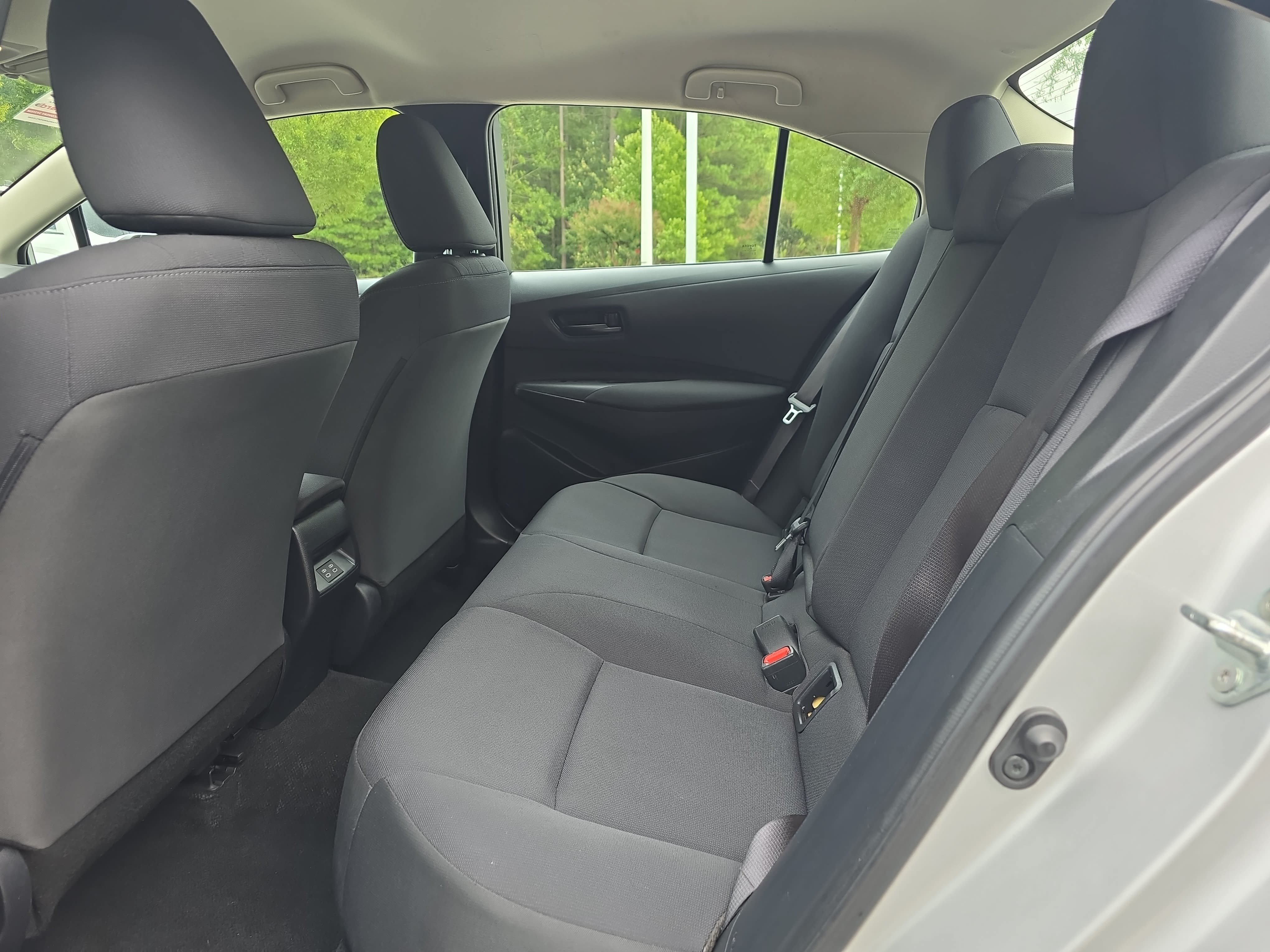 Used 2024 Toyota Corolla LE FWD image 13