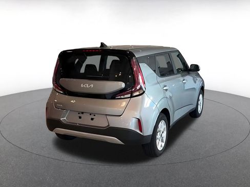 Used 2025 Kia Soul LX w/ LX Technology Package image 14