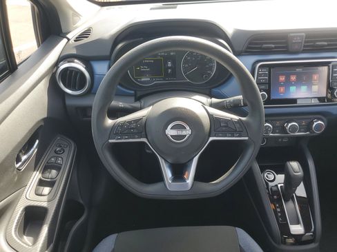Used 2025 Nissan Versa SV FWD image 14