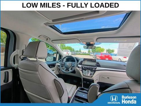 Used 2025 Honda Odyssey Touring image 10