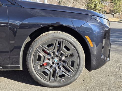 New 2026 BMW iX xDrive45 w/ M Sport Package image 9