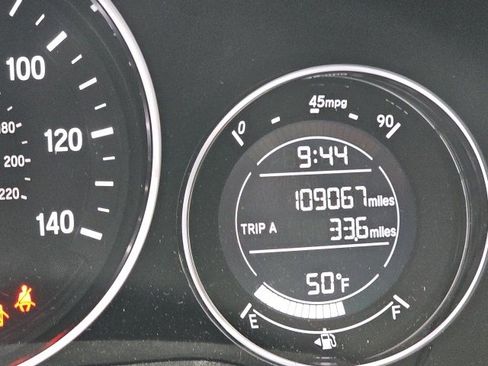 Used 2018 Honda HR-V EX image 13