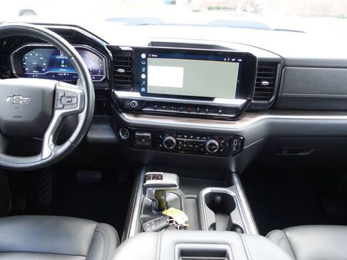 Used 2022 Chevrolet Silverado 1500 LT Trail Boss w/ LT Trail Boss Premium Package AWD/4WD image 50