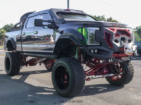 Used 2019 Ford F250 XLT w/ XLT Premium Package AWD/4WD image 12