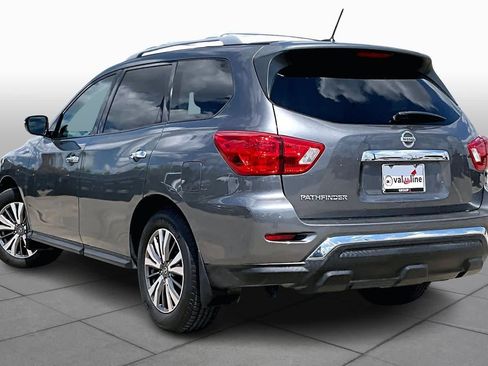 Used 2017 Nissan Pathfinder S image 12