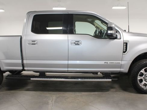 Used 2021 Ford F250 Lariat w/ Lariat Ultimate Package image 11