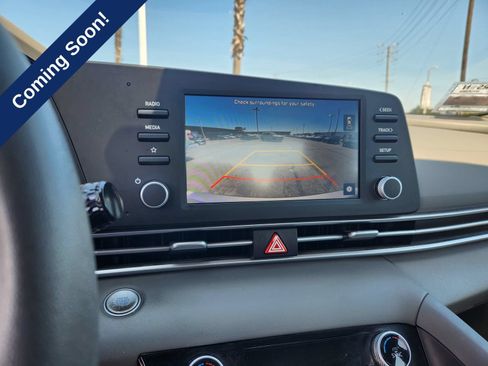 Used 2023 Hyundai Elantra SEL FWD image 24