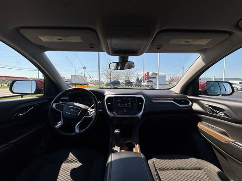 Used 2018 GMC Acadia SLE w/ Driver Alert Package I image 9