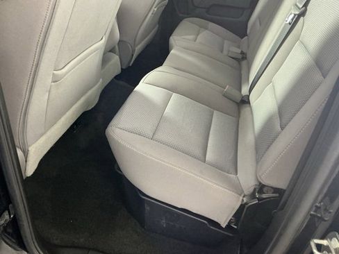 Used 2018 Chevrolet Silverado 1500 Custom w/ Custom Value Package image 22