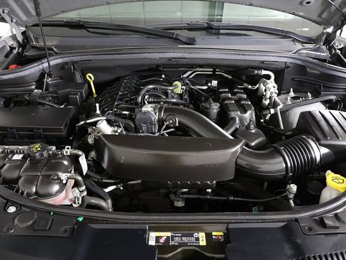 Used 2022 Dodge Durango GT image 18