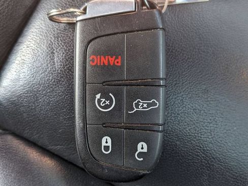Used 2017 Jeep Grand Cherokee Limited AWD/4WD image 33