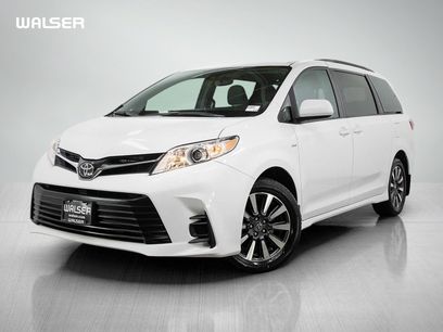 Used 2018 Toyota Sienna LE
