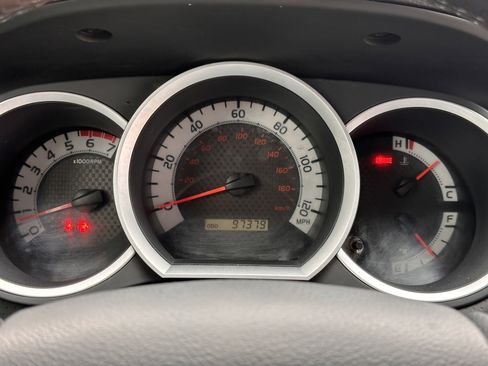 Used 2015 Toyota Tacoma 4x4 Access Cab w/ Convenience Package image 38