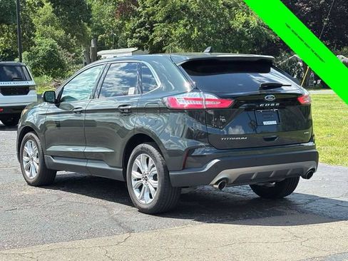 Used 2024 Ford Edge Titanium AWD/4WD image 2