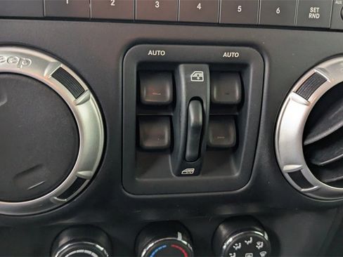 Used 2012 Jeep Wrangler Unlimited Sahara w/ Dual Top Group image 23