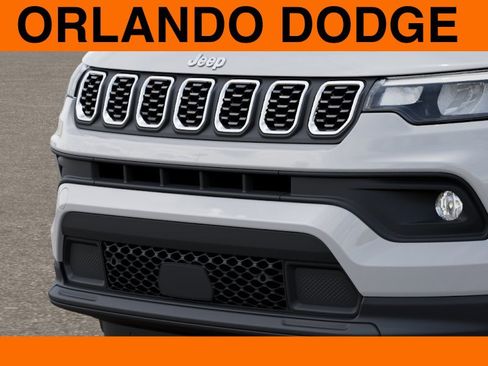 New 2025 Jeep Compass Latitude AWD/4WD image 11