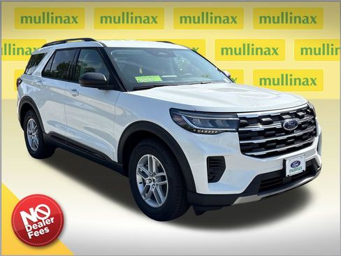 New 2026 Ford Explorer Active RWD image 1