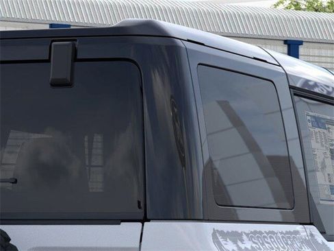 New 2025 Ford Bronco Badlands w/ Sasquatch Package image 25
