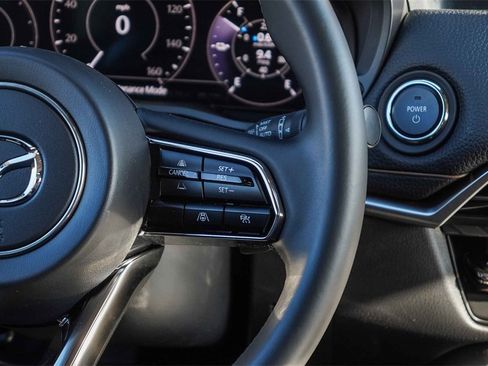 New 2025 MAZDA CX-70 Plug-In Hybrid w/ Premium Pkg image 17