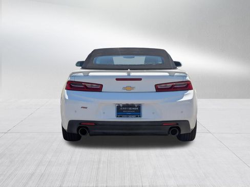 Used 2016 Chevrolet Camaro LT RWD image 4