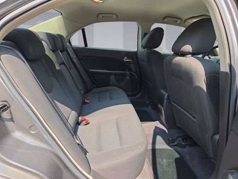 Used 2010 Ford Fusion SE FWD image 18