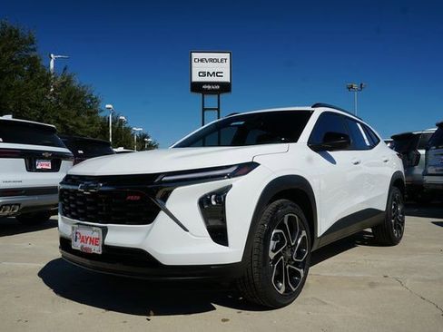 New 2026 Chevrolet Trax RS w/ Driver Confidence Package image 1