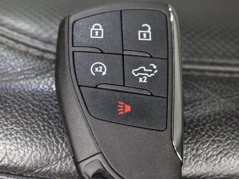 Used 2023 Chevrolet Silverado 1500 ZR2 w/ Technology Package image 79