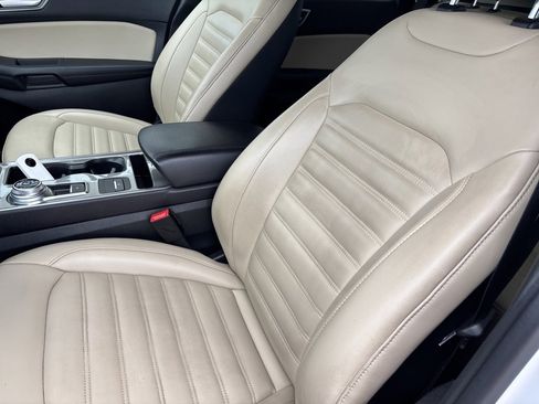 Used 2024 Ford Edge SEL w/ Convenience Package image 22