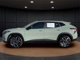 Used 2024 Chevrolet Trax RS w/ Sunroof Package image 2