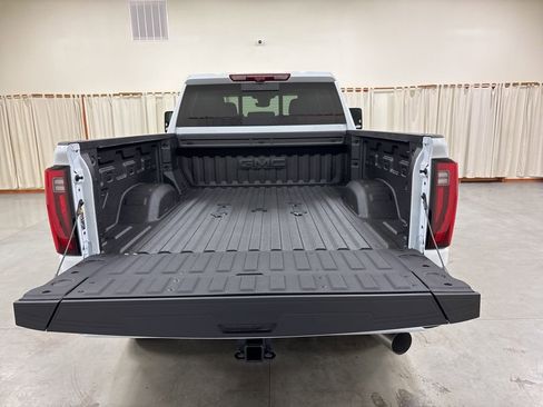 New 2026 GMC Sierra 2500 Denali w/ Denali Reserve Package image 32