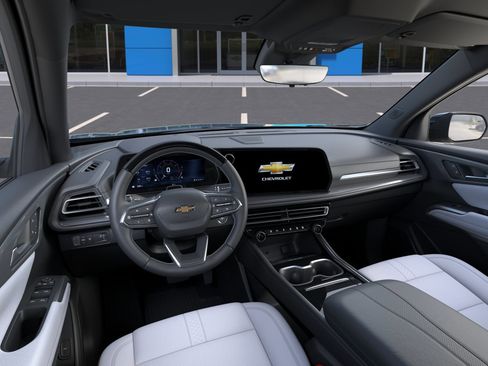 New 2026 Chevrolet Traverse High Country FWD image 16