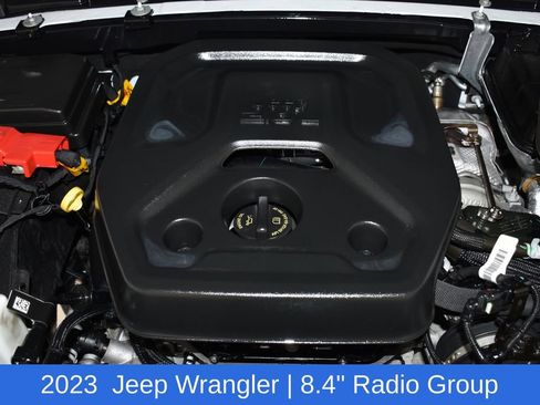Used 2023 Jeep Wrangler Unlimited w/ Sun & Screen Package AWD/4WD image 9