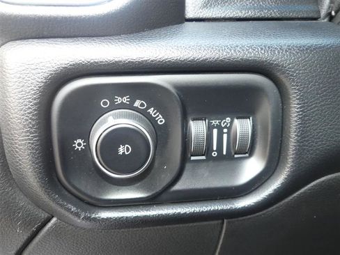 Used 2019 RAM 5500 SLT w/ Quick Order Package 2YG SLT image 18