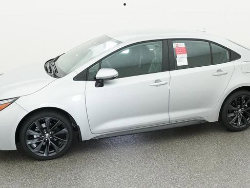 New 2026 Toyota Corolla SE FWD image 12