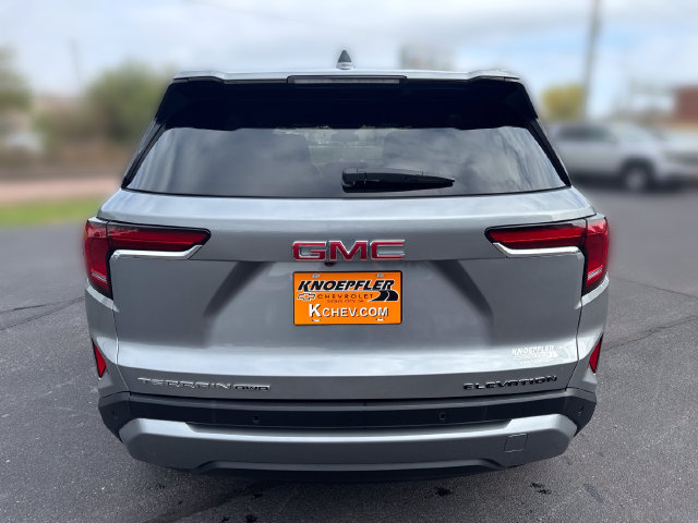 Used 2025 GMC Terrain Elevation AWD/4WD image 4