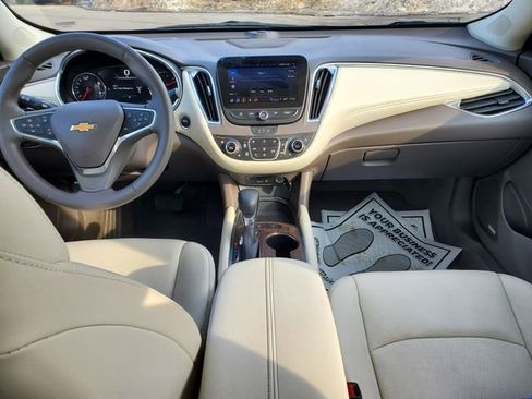 Used 2024 Chevrolet Malibu LT image 7