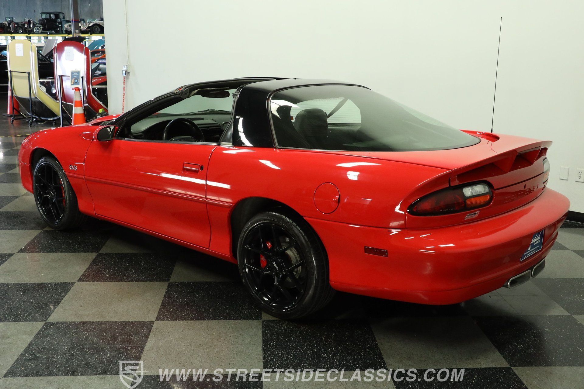 Used 2002 Chevrolet Camaro Z28 w/ SS Performance/Appearance Pkg RWD image 7