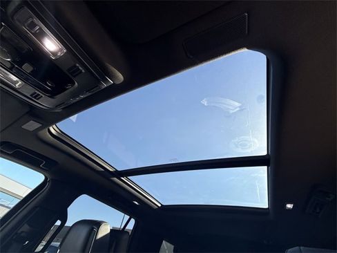 Used 2025 Cadillac Escalade Premium Luxury w/ Touring Package image 21