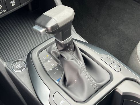 Used 2025 Kia K4 LXS image 22