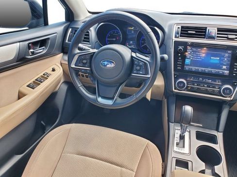 Used 2018 Subaru Outback 2.5i Premium AWD/4WD image 24