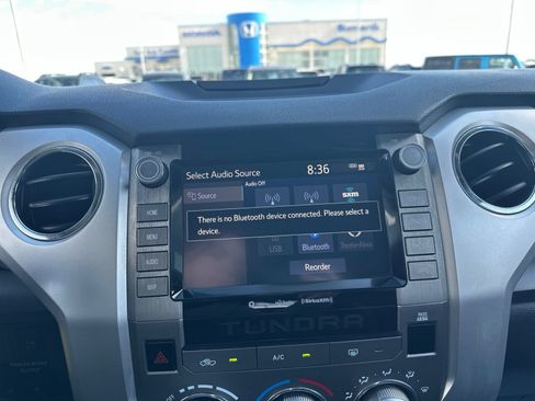 Used 2020 Toyota Tundra SR5 w/ SR5 Upgrade Package AWD/4WD image 56