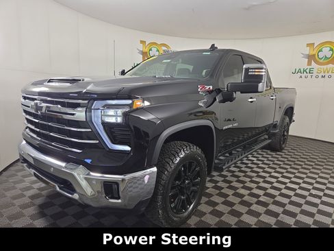 Certified 2025 Chevrolet Silverado 2500 LTZ w/ LTZ Plus Package image 3