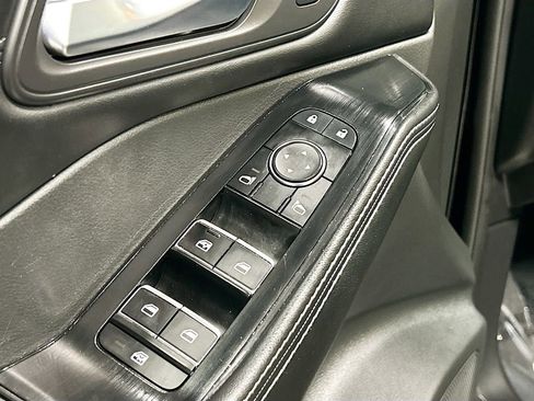 Used 2023 Nissan Rogue SL w/ SL Premium Package image 16