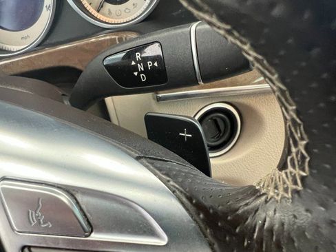 Used 2014 Mercedes-Benz E 350 4MATIC Sedan image 27