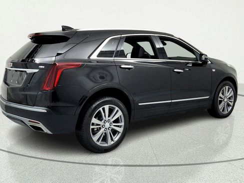 Certified 2025 Cadillac XT5 Premium Luxury w/ LPO, Floor Liner Package AWD/4WD image 5